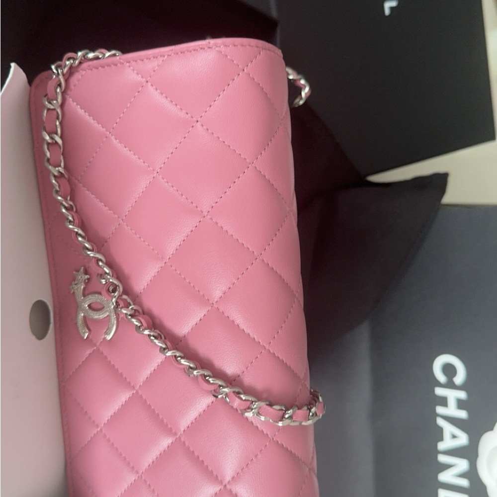 Chanel pink crystal star clutch wallet on chain purse NEW in box - Picture 3 of 4